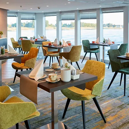 酒店 Hotelschiff Lady Diletta 4*