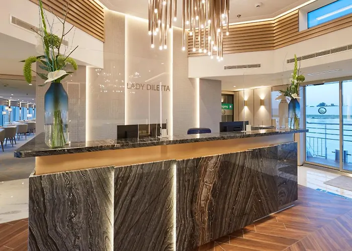 Hotelschiff Lady Diletta קלן