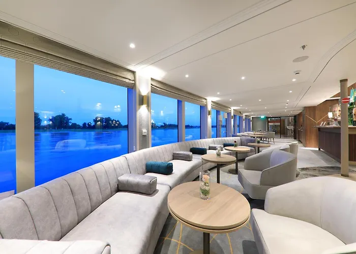 Hotel Hotelschiff Lady Diletta 4*